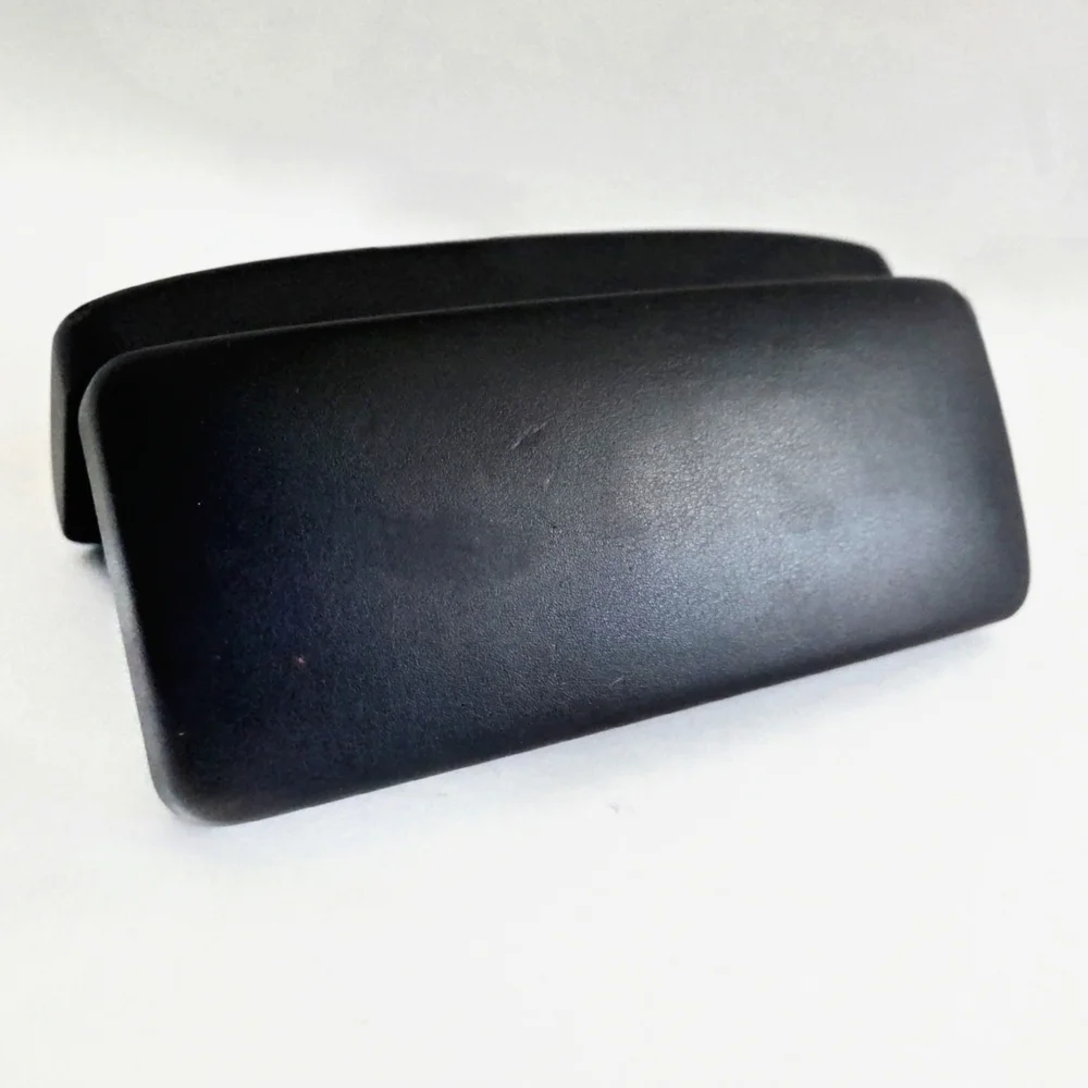 Versace black clam